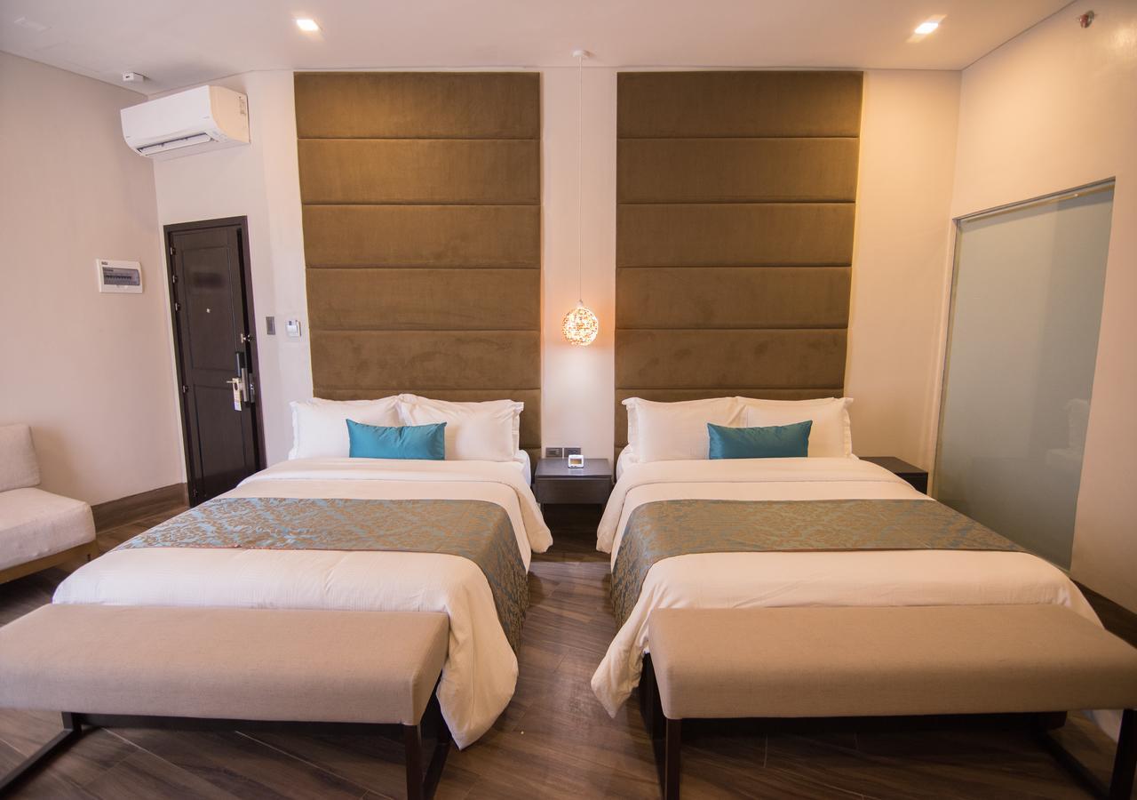 Goldberry Lite Hotel Iloilo City Exterior foto